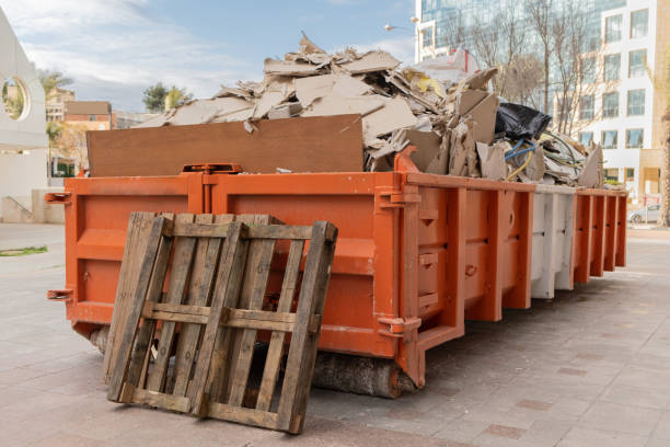 Best Commercial Junk Removal  in Centereach, NY
