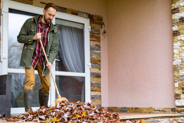 Best Yard Cleanup Services  in Centereach, NY